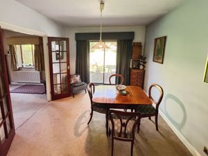Dining Room - click for photo gallery